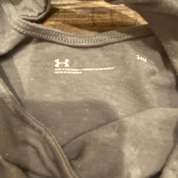 Under Armour Top Gray w Multicolor Dancer Criss Cross Open Back Shirt 24 Months - Picture 7 of 8
